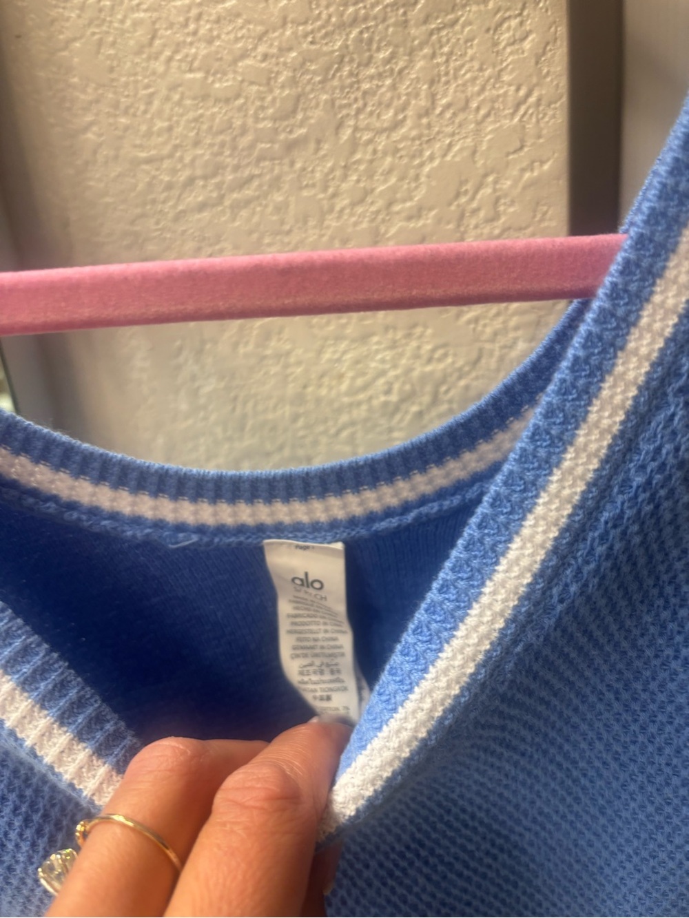 ALO Yoga Tennis Club Sweater Knit Bra-Crystal Clear Blue-NWOT - Picture 8 of 8